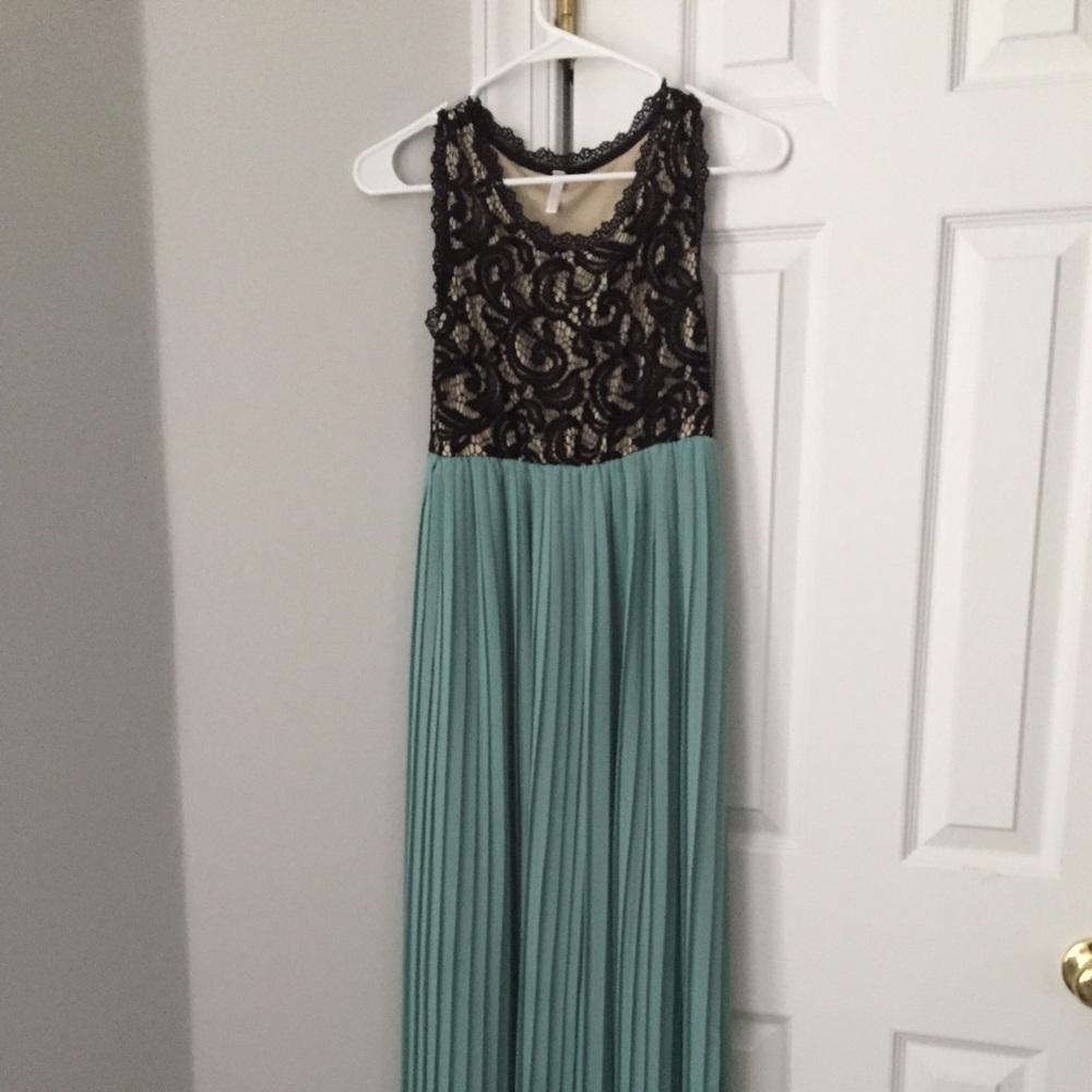Pinkblush green lace maxi dress